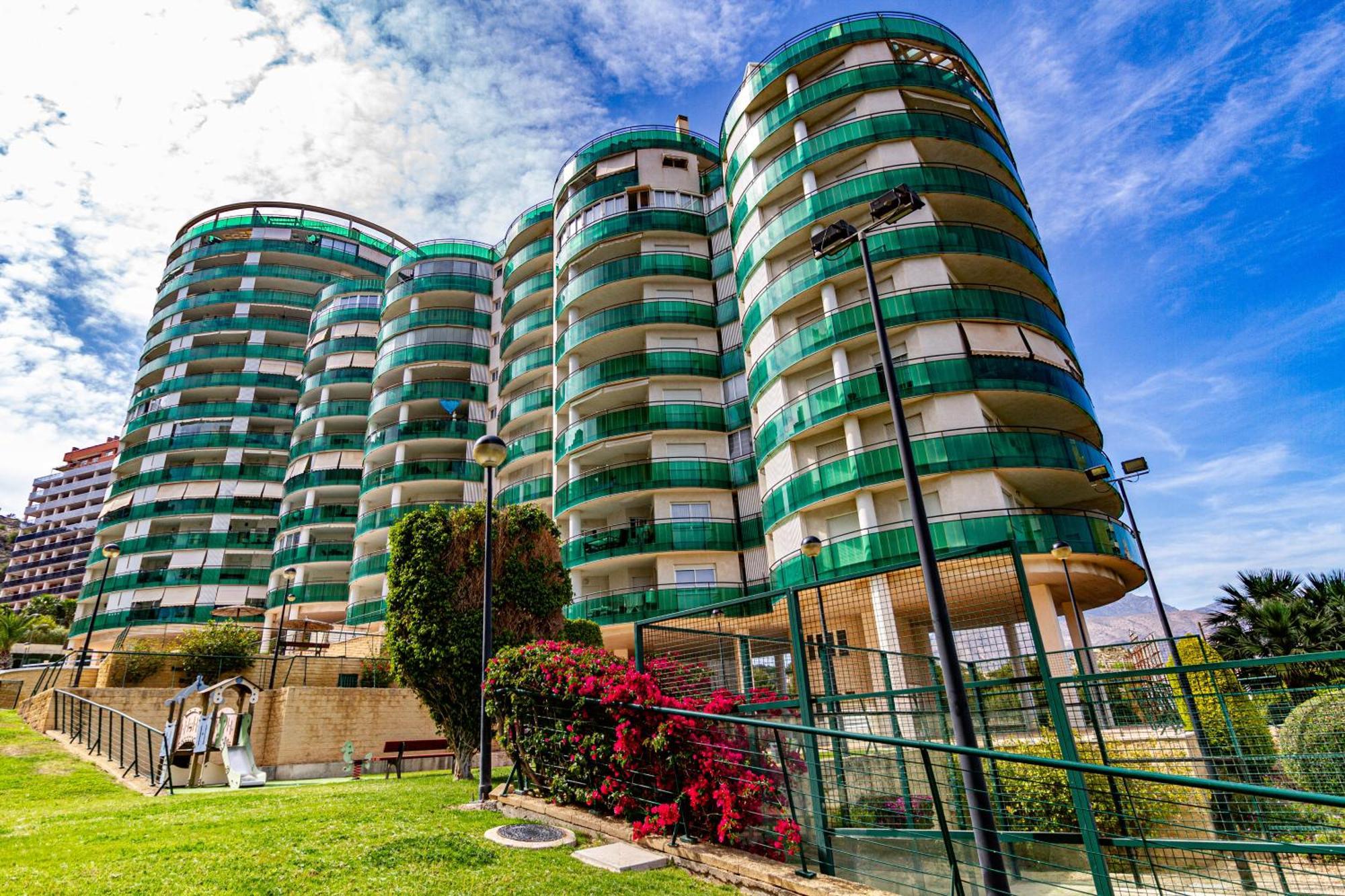 Apartment Vilapark With Pool, Free Parking, Terrace, Beach Benidorm Ngoại thất bức ảnh